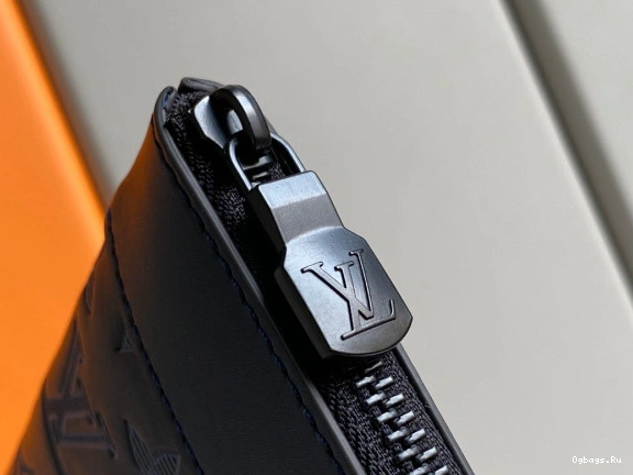 DISCOVERY GM LOUIS VUITTON POCHETTE 1227